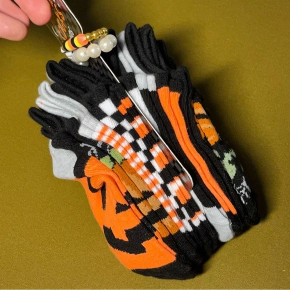 NWT Toddler 2T-4T jumping beans Sock Bundle of 3 Trendy Girls Halloween Variety - Picture 9 of 10